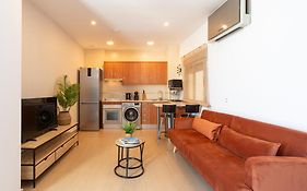 Carreteria II & Old Town By Ele Apartments